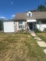 15805 Mendota St in Detroit, MI - Building Photo