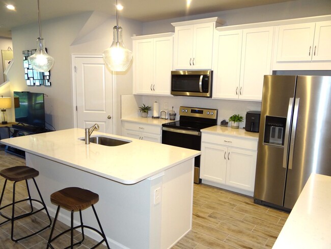 26122 Fantasy Sky Ln in Lutz, FL - Building Photo - Building Photo