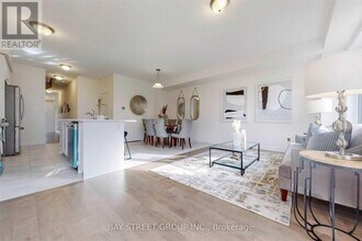 83 Boiton St in Richmond Hill, ON - Building Photo - Building Photo