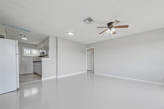 9709 Fairland Dr in Houston, TX - Building Photo - Building Photo
