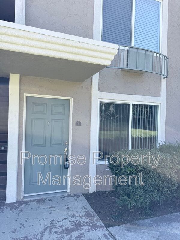 property at 1240 N Broadway