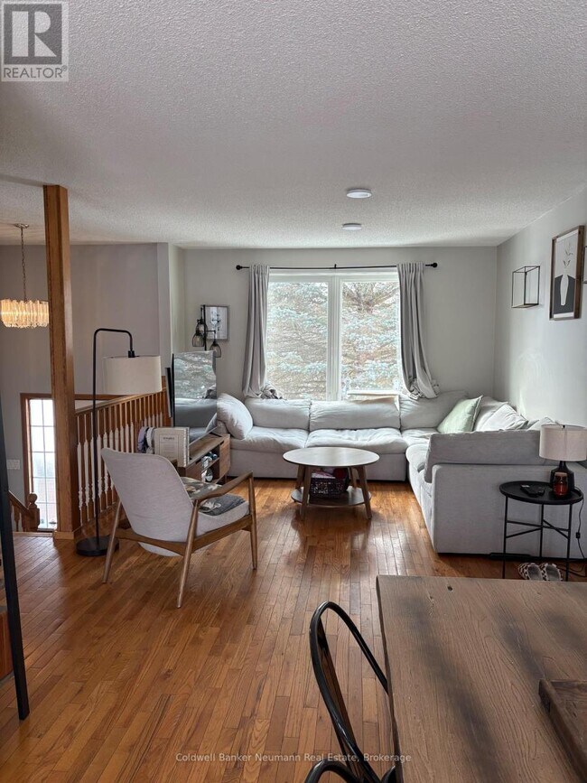 10 Watt St in Guelph, ON - Building Photo - Building Photo