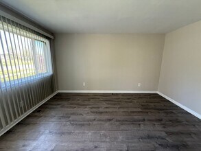 15110 Lahser Rd in Detroit, MI - Building Photo - Building Photo
