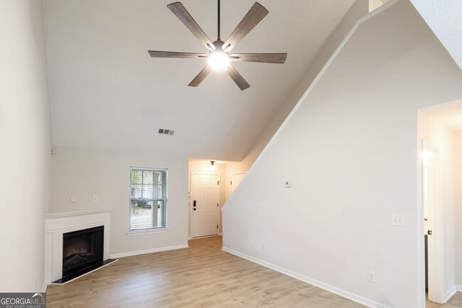 3063 Broadleaf Trail Rd in Fairburn, GA - Building Photo - Building Photo
