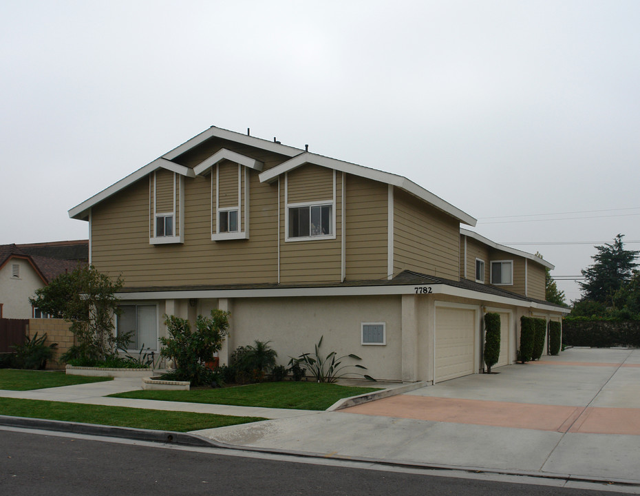 7782 15th St in Westminster, CA - Building Photo