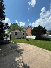 4435 Wisconsin Ave in Berwyn, IL - Building Photo - Building Photo