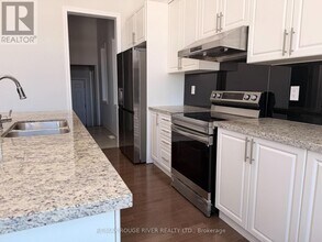 59 Bremner St in Whitby, ON - Building Photo - Building Photo