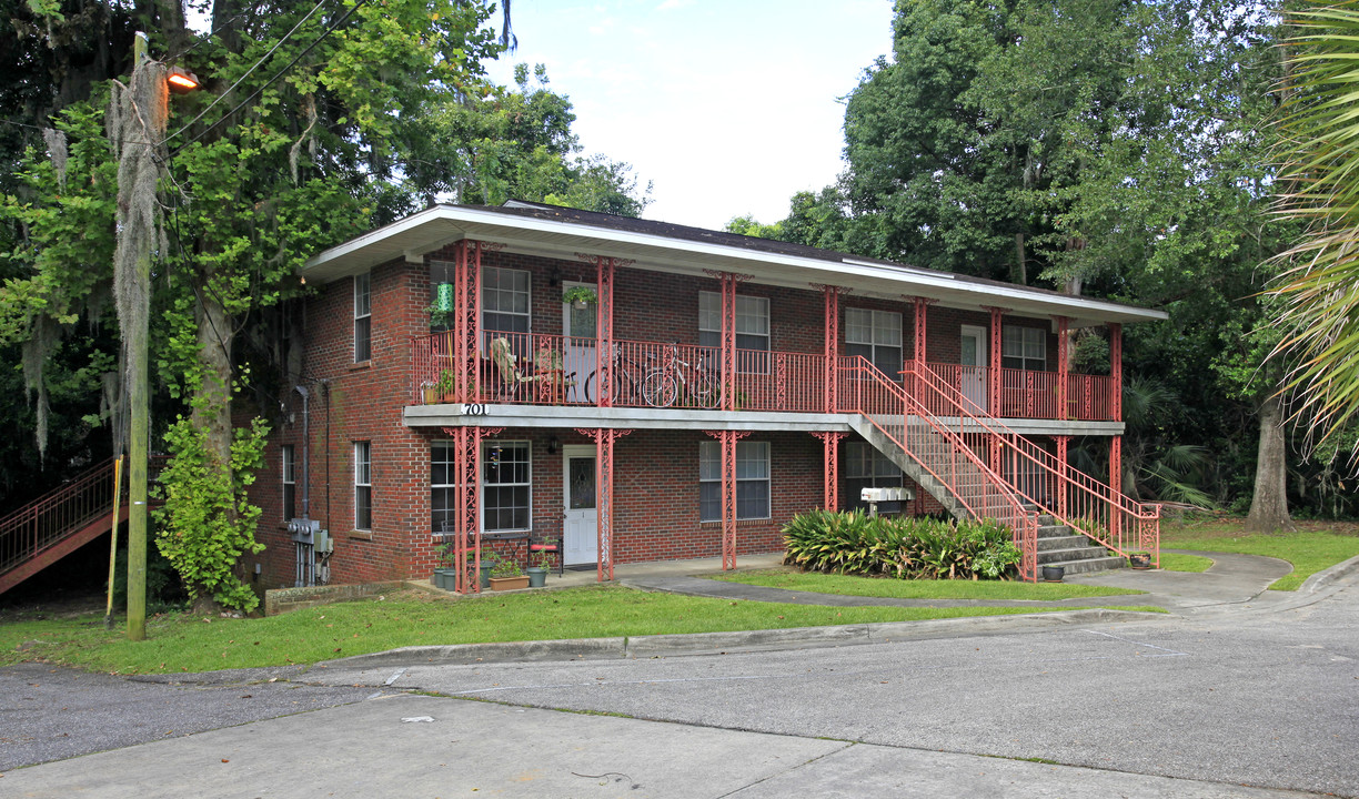 701 E Park Ave in Tallahassee, FL - Building Photo