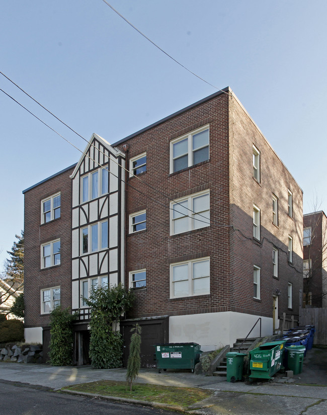 Briarcrest Apartments in Seattle, WA - Building Photo - Building Photo