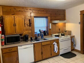 302 E 17th St in Bloomington, IN - Building Photo - Building Photo