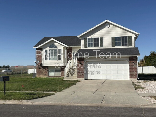 property at 2986 W 2300 S