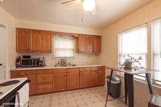 3781 N 60th St, Unit 1 in Milwaukee, WI - Foto de edificio - Building Photo