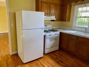 112 Pinehurst Dr in Mauldin, SC - Building Photo - Building Photo