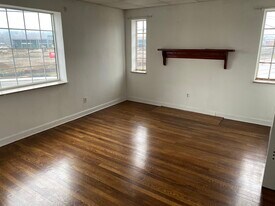 91 Maccorkle Ave SW in South Charleston, WV - Building Photo