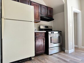 1006 Arthur Ave in Des Moines, IA - Building Photo - Building Photo