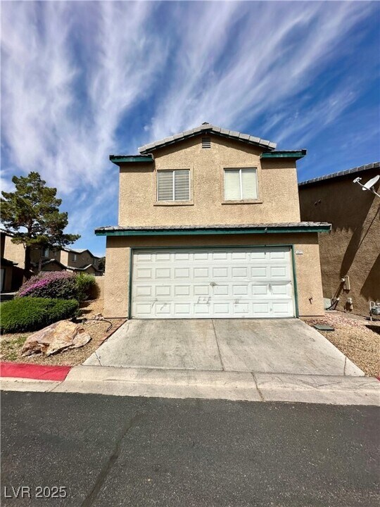 5277 S Westwind Rd in Las Vegas, NV - Building Photo