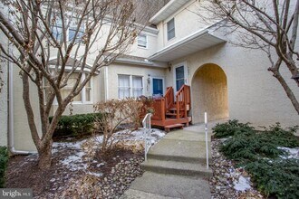 1529 Margaret Ct in Jamison, PA - Building Photo - Building Photo