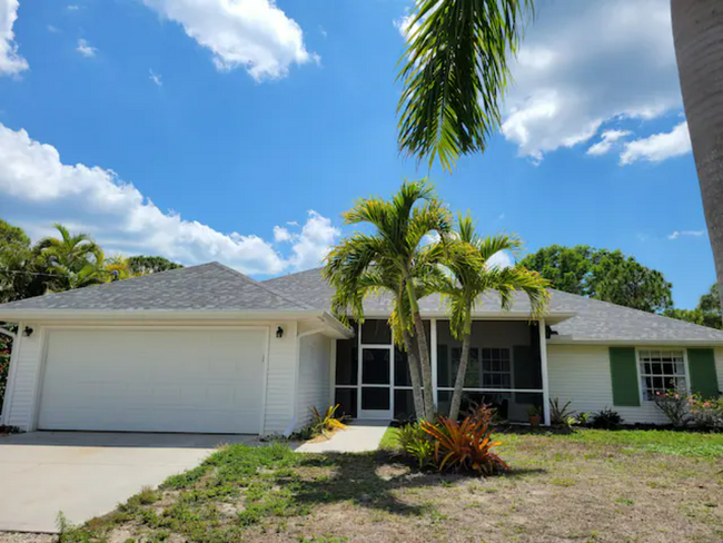 11771 Tawas Ct in Bokeelia, FL - Foto de edificio - Building Photo