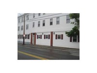 195-201 Main St in Warren, RI - Foto de edificio - Building Photo