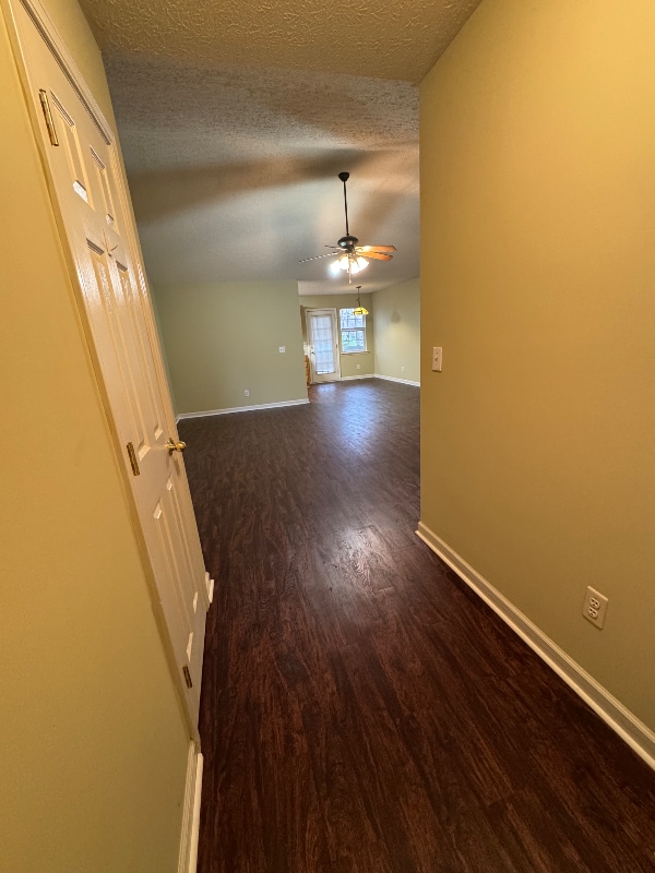 255 Fox Creek Ct in Manchester, TN - Building Photo - Building Photo