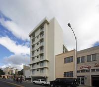 The Banyan Ala Moana in Honolulu, HI - Foto de edificio - Building Photo