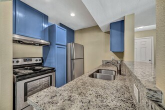770 Memorial Mews St in Houston, TX - Building Photo - Building Photo