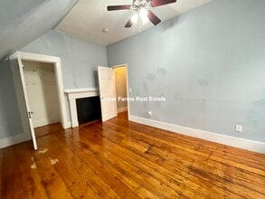139 Hillside St, Unit A in Boston, MA - Building Photo - Building Photo
