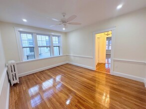 11 Ellery St, Unit 3 in Cambridge, MA - Building Photo - Building Photo