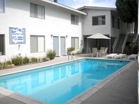 The Hacienda Square in Torrance, CA - Foto de edificio - Building Photo