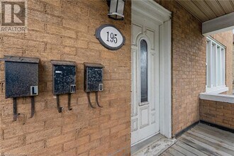 195 Victoria St N in Kitchener, ON - Building Photo - Building Photo