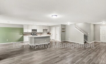 2651 Firethorn Ave in Orange Park, FL - Building Photo - Building Photo