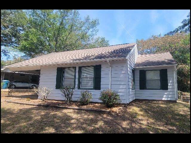 1705 Lilac Cir