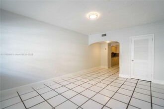 400-481 81st St in Miami Beach, FL - Building Photo - Building Photo