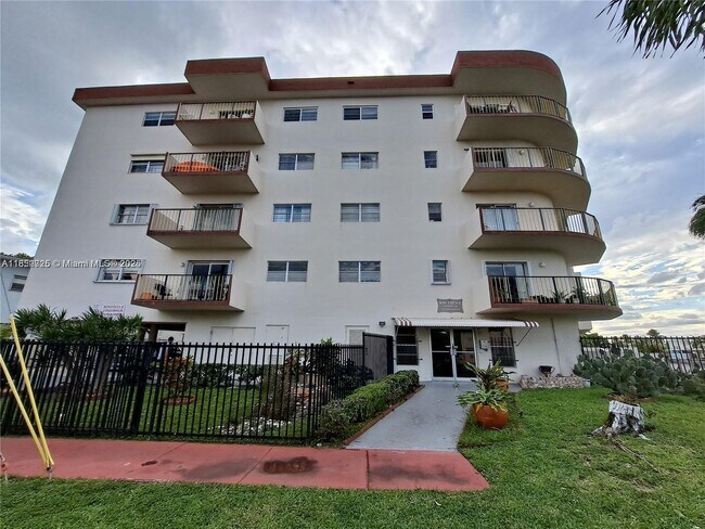 property at 7150 Indian Creek Dr