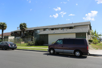 7350 Franklin St in Buena Park, CA - Building Photo - Building Photo