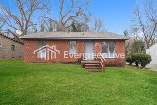 808 Gordon St in High Point, NC - Building Photo