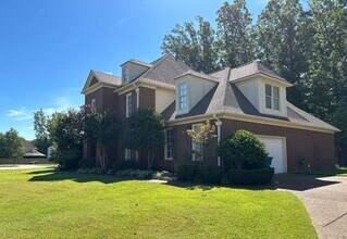 10135 Ridgewood Oak Dr in Lakeland, TN - Building Photo - Building Photo