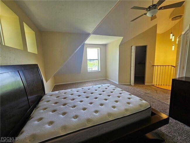 4942 Fort Denaud Rd in Fort Denaud, FL - Building Photo - Building Photo