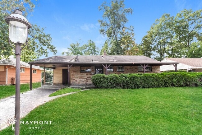 8699 Desoto Dr in Cincinnati, OH - Building Photo - Building Photo