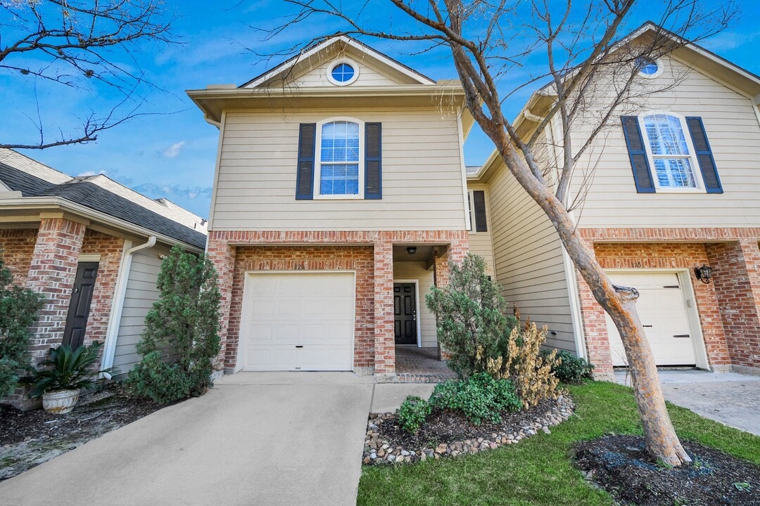 823 Sterling Creek Cir in Katy, TX - Building Photo