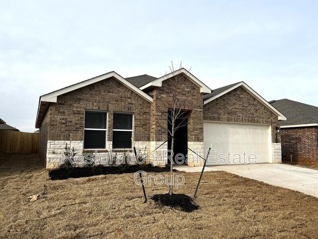 property at 2717 Dennis Dr