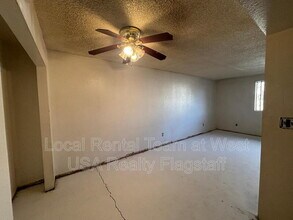 4513 E Hollygreen Rd in Flagstaff, AZ - Building Photo - Building Photo