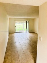 1200 SW 125th Ave in Pembroke Pines, FL - Building Photo - Building Photo