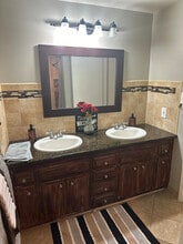 6774 Sandylee Way in Sacramento, CA - Building Photo - Building Photo