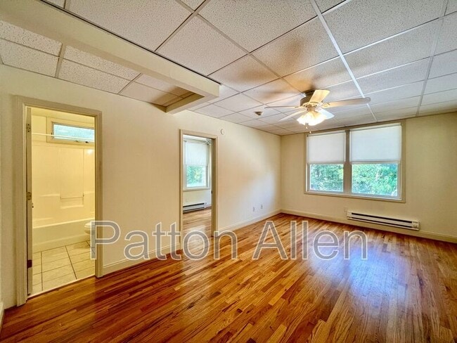 43 Ravenscroft Dr in Asheville, NC - Building Photo - Building Photo