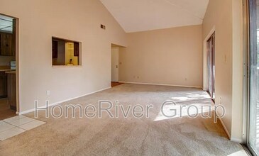 2933 Lichen Ln in Clearwater, FL - Building Photo - Building Photo