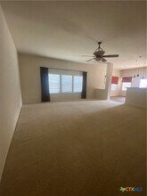 112 Yaupon Cove in Kyle, TX - Foto de edificio - Building Photo