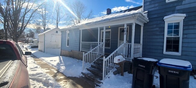 property at 405 W Washington St