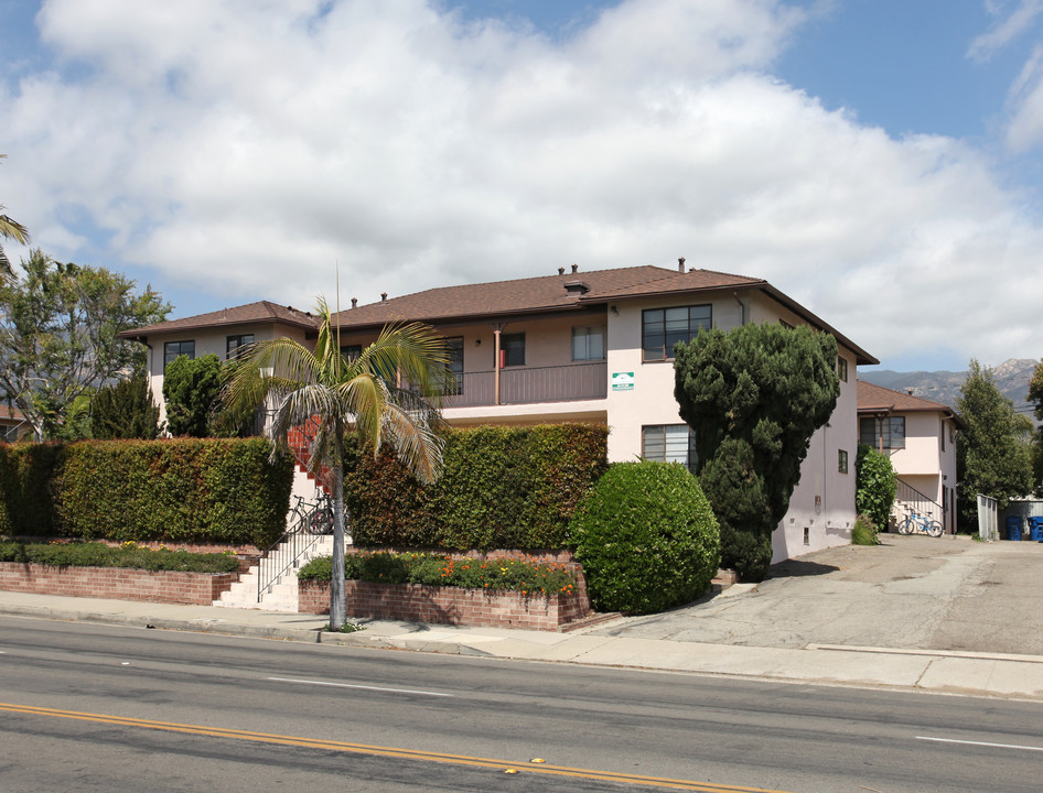 2844 State St in Santa Barbara, CA - Building Photo