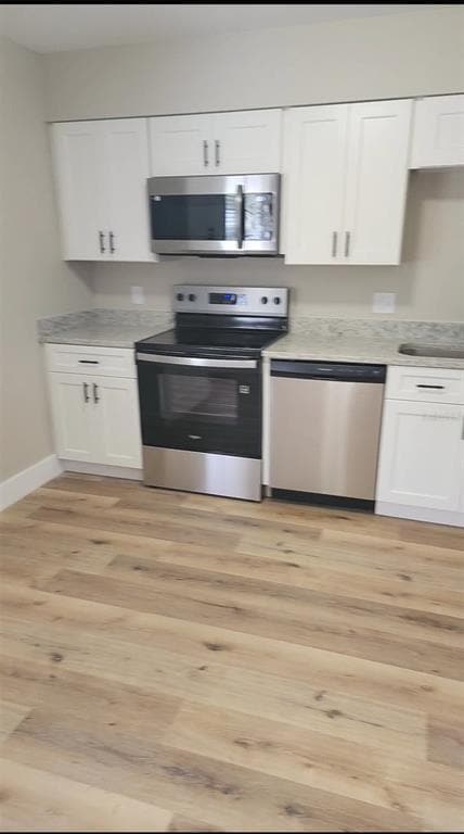2831 Fifer Dr in Deltona, FL - Building Photo - Building Photo